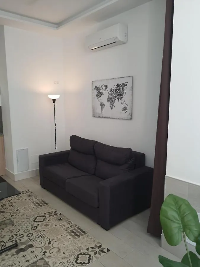 Apartment Ferienwohnung Piso Estupendo A 3 Min De La Estacion De Tren Ave Y Bus Málaga
